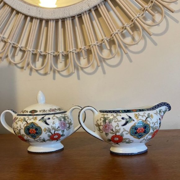 fine china cream & sugar set - Picture 1 of 6